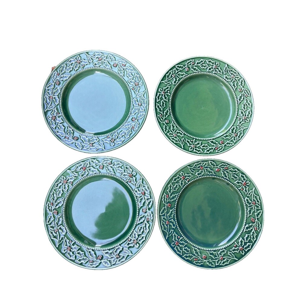 set of 4 Hampton Forge Christmas Berries Dinner Plates 11"